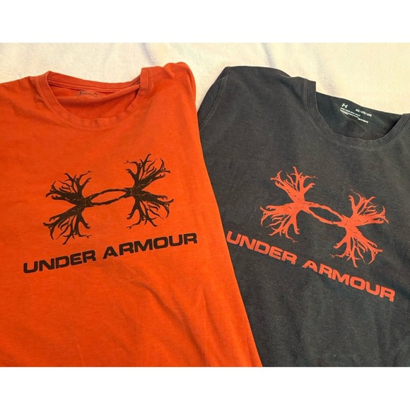 Under Armour Men's T-shirt 2XL Heat Gear Red/Black‎ Hunting Antlers (Lot of 2) - Picture 1 of 5